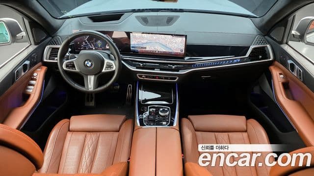 BMW X7 (G07) xDrive 40i M Sport 6인승, 2024 7