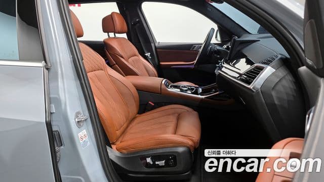 BMW X7 (G07) xDrive 40i M Sport 6인승, 2024 10