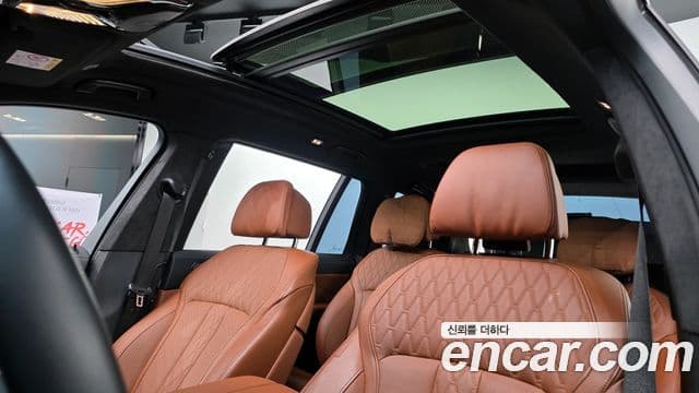 BMW X7 (G07) xDrive 40i M Sport 6인승, 2024 19