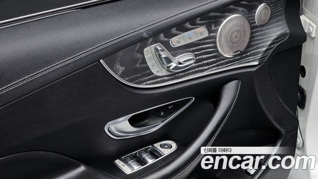 Mercedes-Benz E-класс W213 E450 4MATIC кабриолет, 2022 17