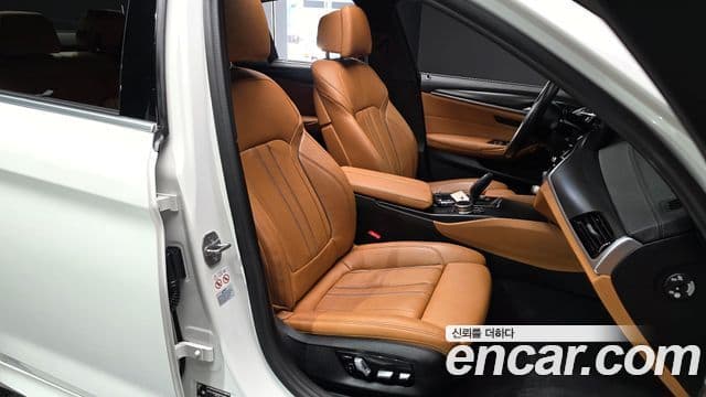 BMW 5시리즈 (G30) 520i M Sport, 2022 10