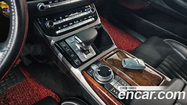 Genesis EQ900 Prestige, 2016 9