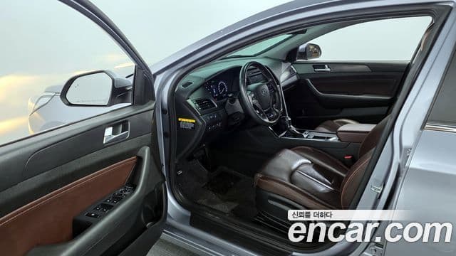 Hyundai LF Sonata 2.0 Care Plus, 2017 10