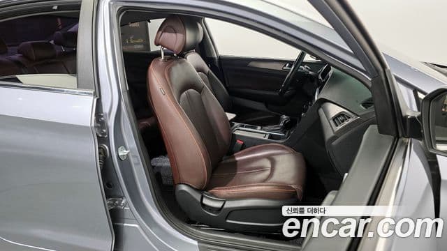 Hyundai LF Sonata 2.0 Care Plus, 2017 12