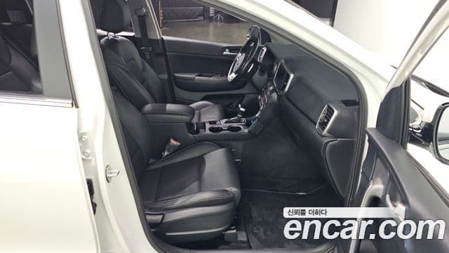 Kia Sportage The / новый Bold Luxury, 2019 12