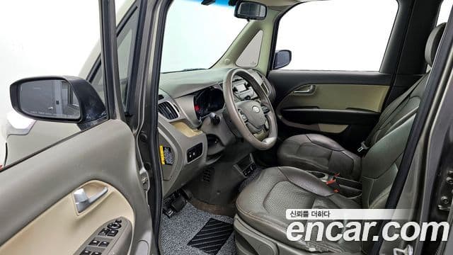 Kia Ray Luxury, 2012 10