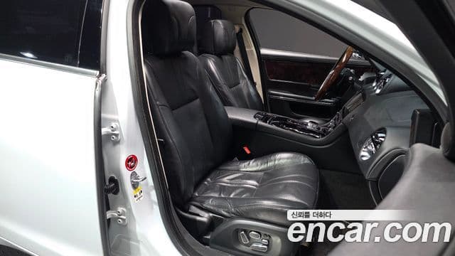 Jaguar All New XJ X351, 2015 10