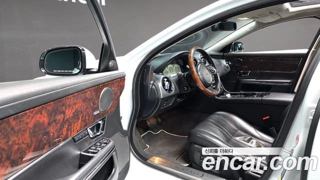 Jaguar All New XJ X351, 2015 11