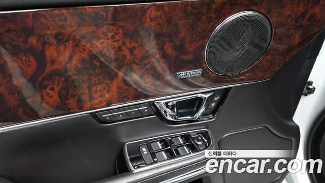 Jaguar All New XJ X351, 2015 19