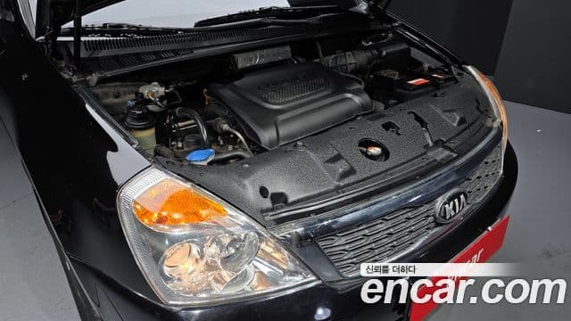 Kia Carnival R Grand Carnival GX, 2014 6