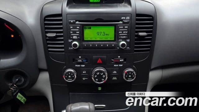 Kia Carnival R Grand Carnival GX, 2014 16