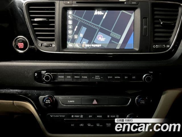 Kia All New Carnival Noblesse, 2016 11