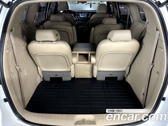 Kia All New Carnival Noblesse, 2016 18