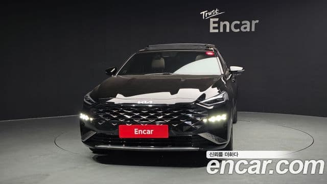 Kia K8 гибрид Signature, 2024 3