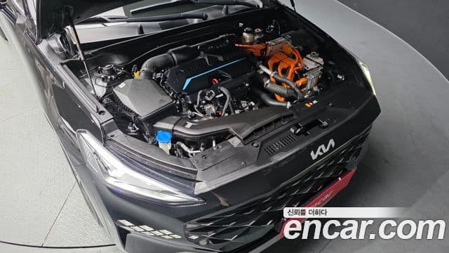 Kia K8 гибрид Signature, 2024 6