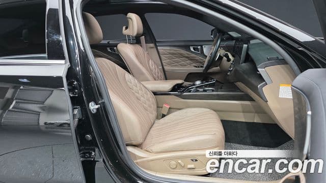 Kia K8 гибрид Signature, 2024 11