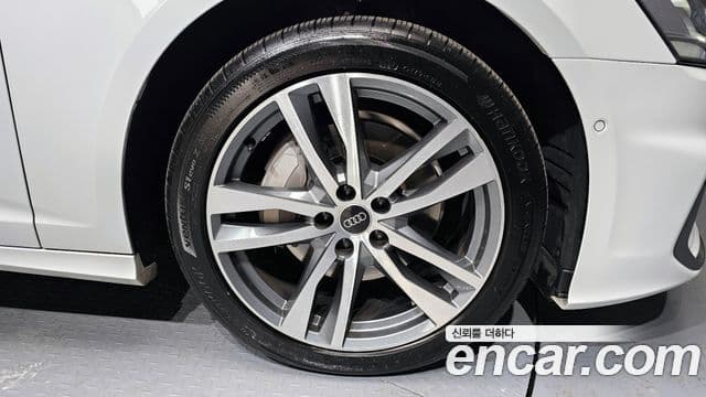 Audi A6 (C8) Premium, 2023 все фото