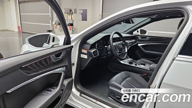 Audi A6 (C8) Premium, 2023 10