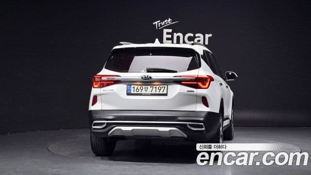 Kia Seltos Signature, 2021 4