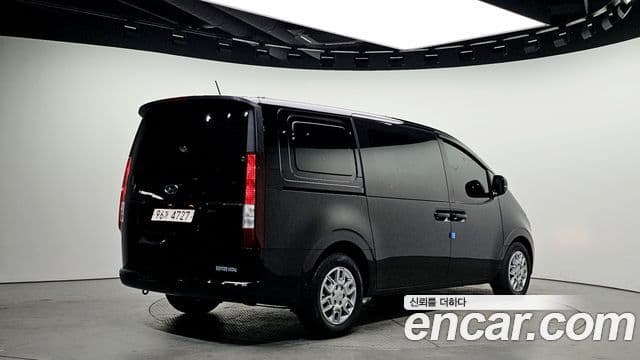 Hyundai Staria Modern, 2022 2