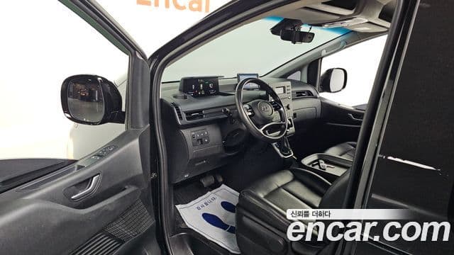 Hyundai Staria Modern, 2022 10