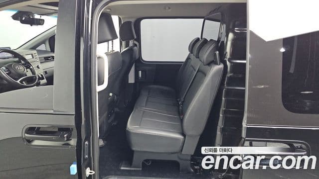 Hyundai Staria Modern, 2022 11