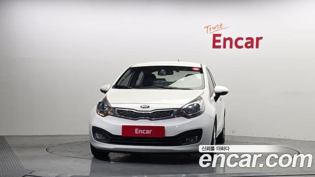 Kia All New Pride Luxury Eco Plus, 2012 3