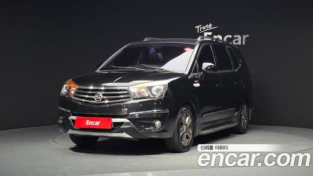 KG모빌리티(SsangYong) Korando 투리스모 4WD RT 11인승, 2015 1
