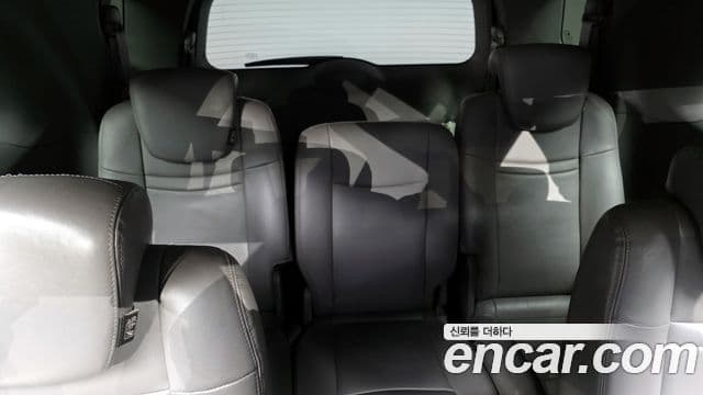 KG모빌리티(SsangYong) Korando 투리스모 4WD RT 11인승, 2015 13