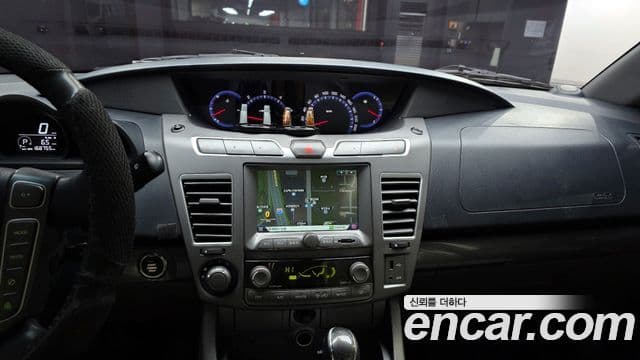 KG모빌리티(SsangYong) Korando 투리스모 4WD RT 11인승, 2015 15