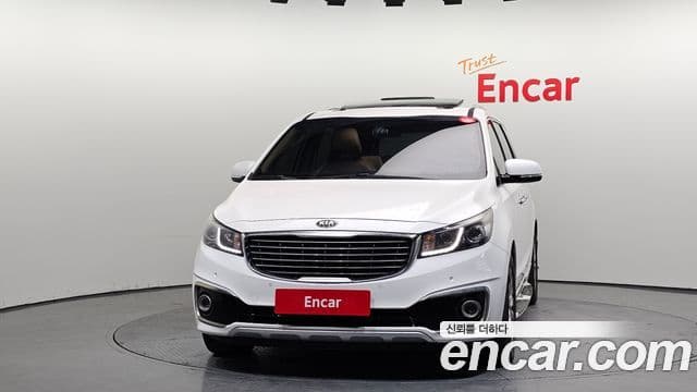 Kia All New Carnival Prestige, 2015 3