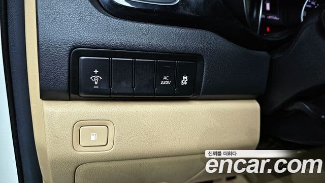 Kia All New Carnival Prestige, 2015 14