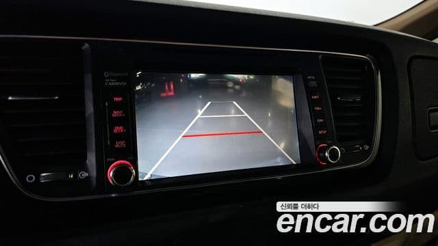 Kia All New Carnival Prestige, 2015 17