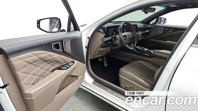 Kia K8 Signature, 2022 10