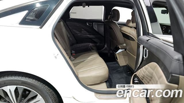 Kia K8 Signature, 2022 12