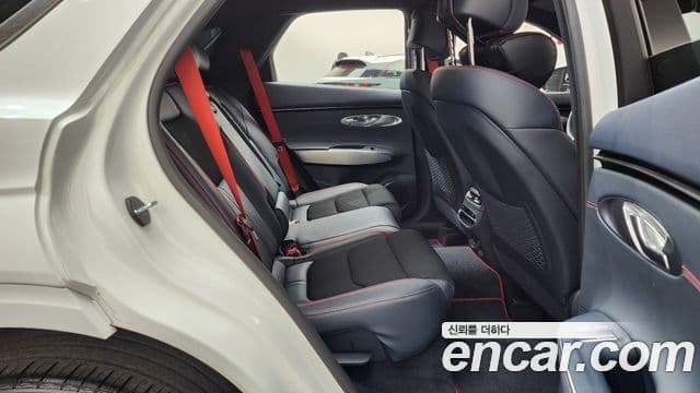 Genesis GV70, 2022 12