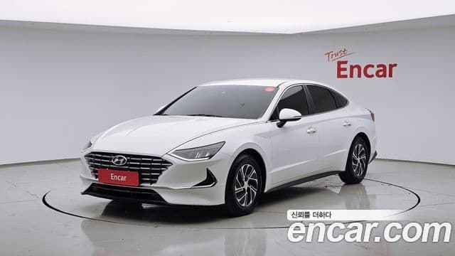 Hyundai Sonata гибрид (DN8) Modern, 2022 1