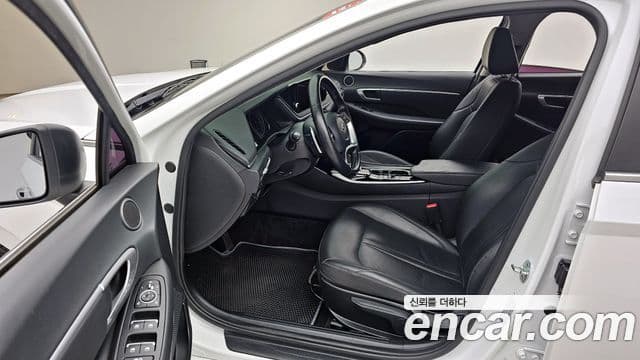 Hyundai Sonata гибрид (DN8) Modern, 2022 10