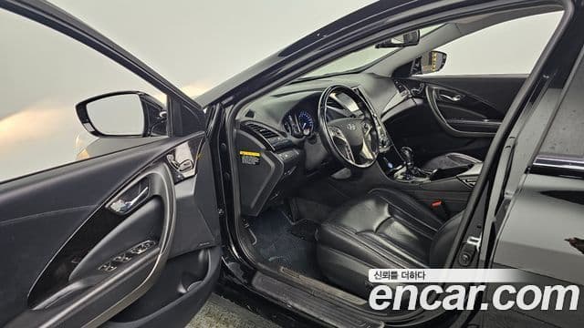 Hyundai Grandeur HG Modern, 2014 10