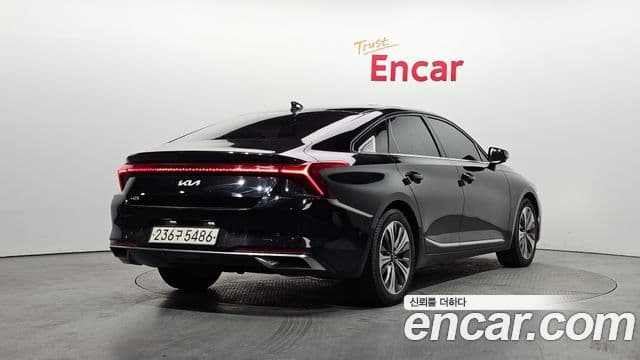 Kia K8 Signature, 2022 2