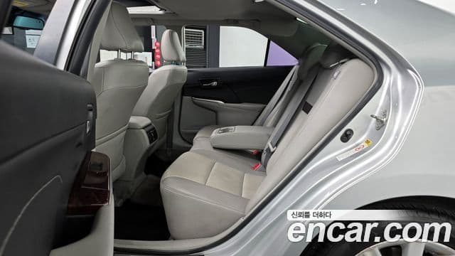 Toyota New 캠리 2.5 XLE, 2013 12