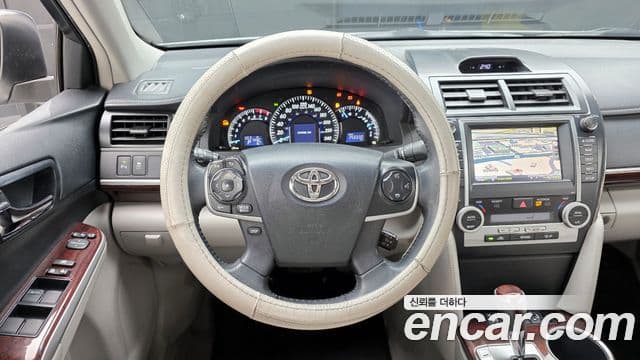 Toyota New 캠리 2.5 XLE, 2013 13