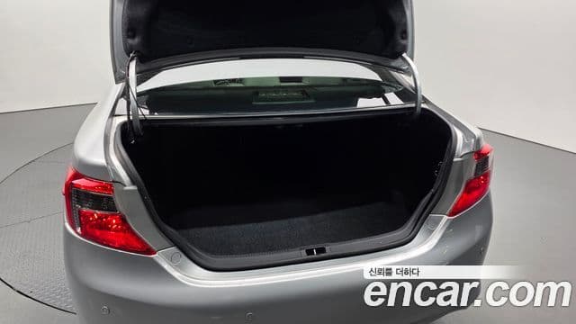 Toyota New 캠리 2.5 XLE, 2013 20