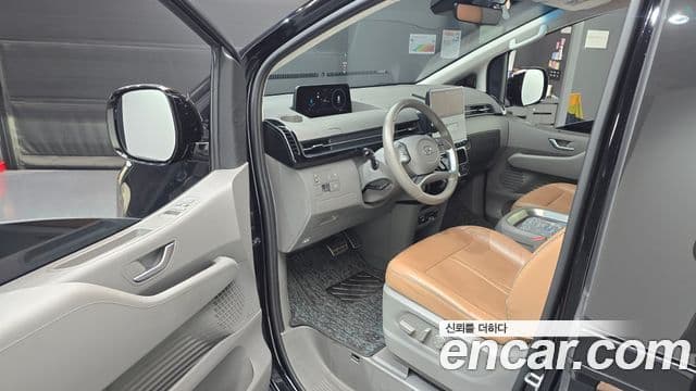 Hyundai Staria Inspiration, 2022 10