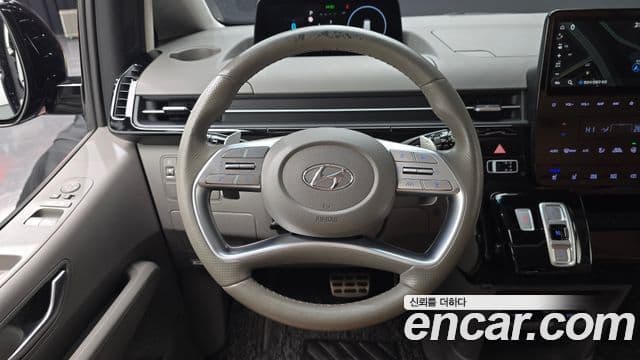 Hyundai Staria Inspiration, 2022 13