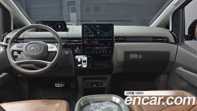 Hyundai Staria Inspiration, 2022 18
