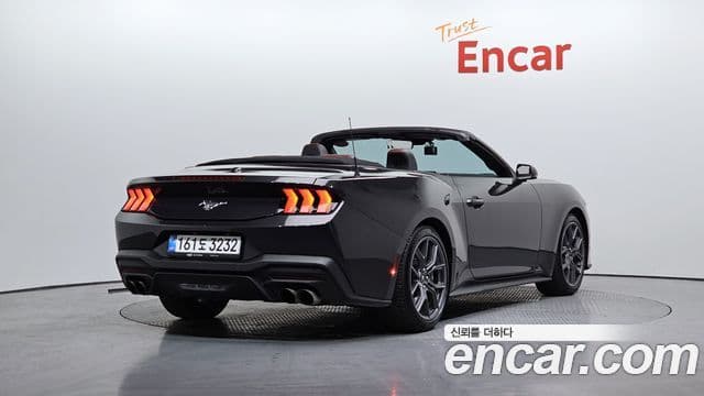 Ford Mustang 7세대 2.3 EcoBoost Premium кабриолет, 2024 2