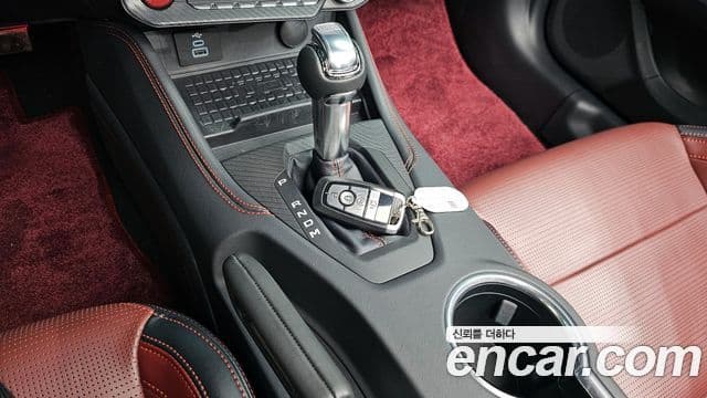 Ford Mustang 7세대 2.3 EcoBoost Premium кабриолет, 2024 9