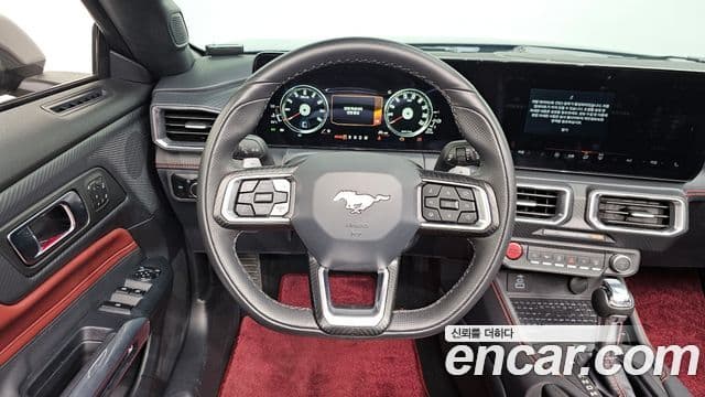 Ford Mustang 7세대 2.3 EcoBoost Premium кабриолет, 2024 13