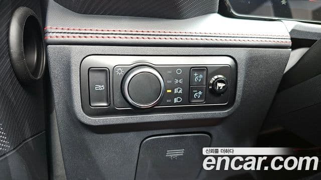 Ford Mustang 7세대 2.3 EcoBoost Premium кабриолет, 2024 18